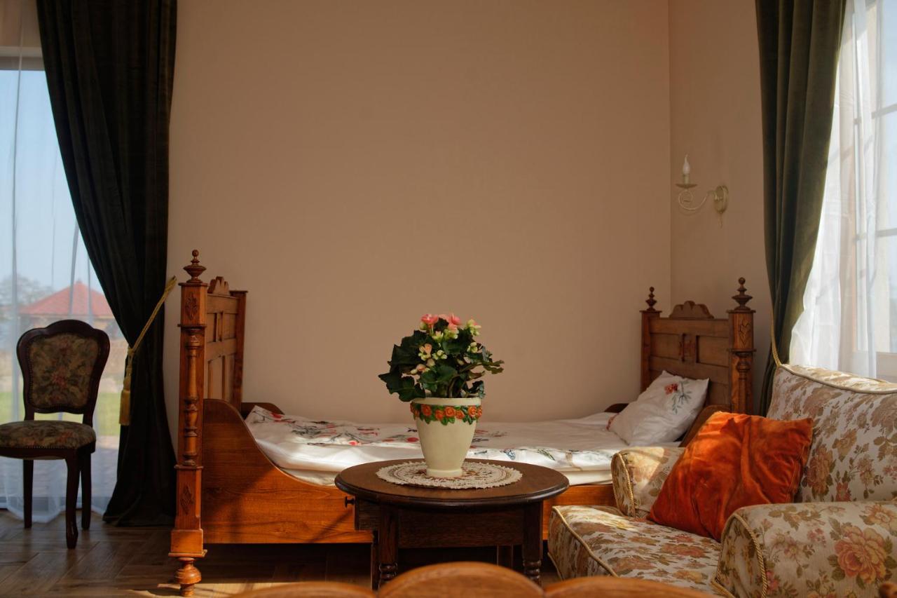 Czapla Stare Sady Bed & Breakfast Mikołajki Exterior foto