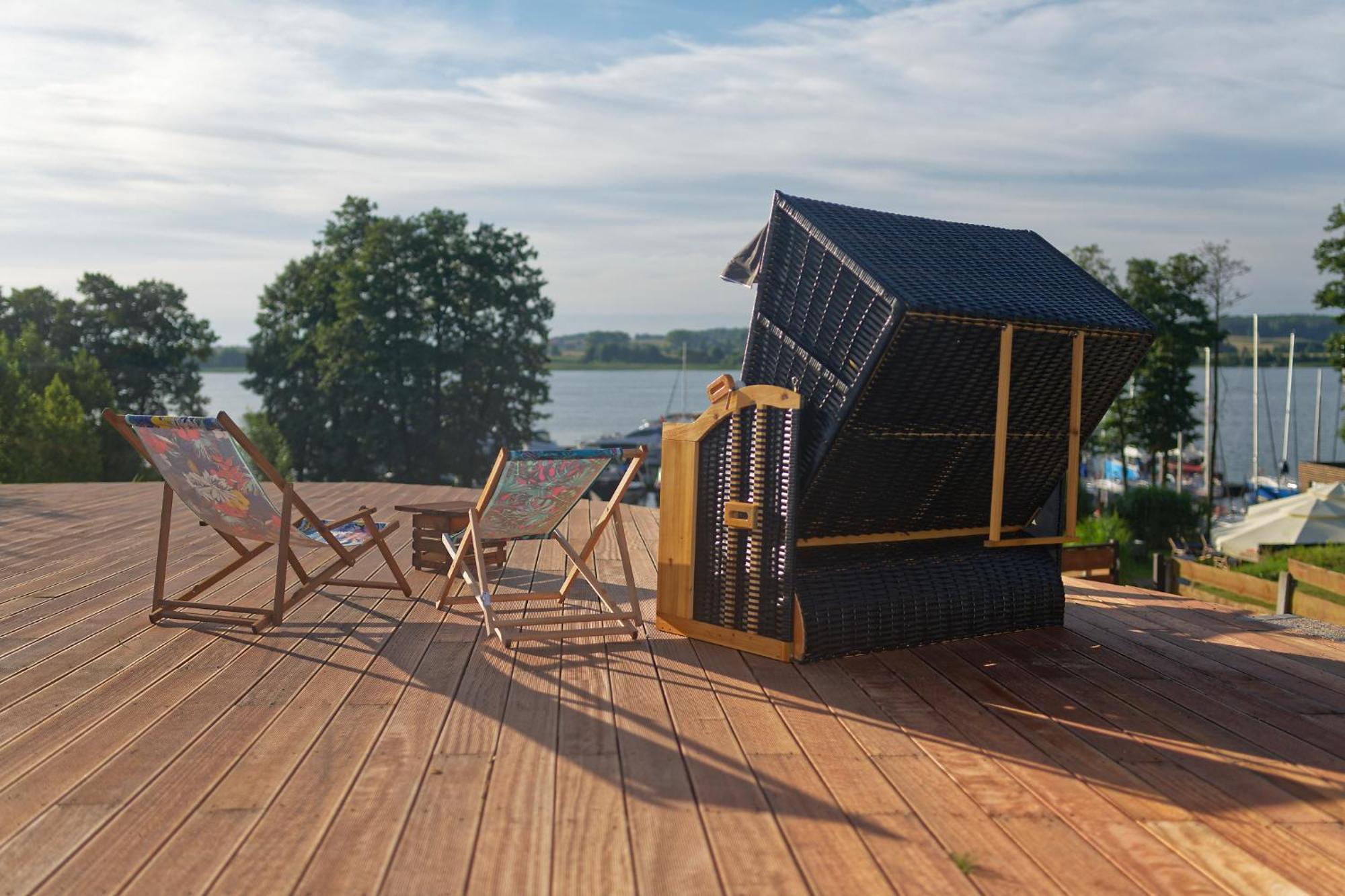 Czapla Stare Sady Bed & Breakfast Mikołajki Exterior foto